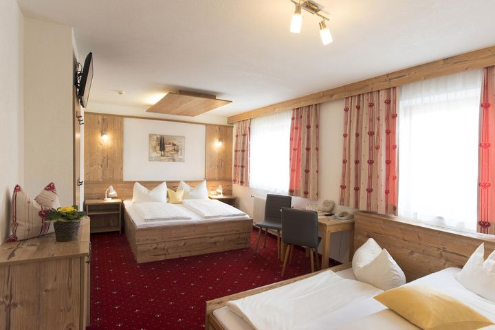 🏨 Votre hébergement - Jours 1 à 7