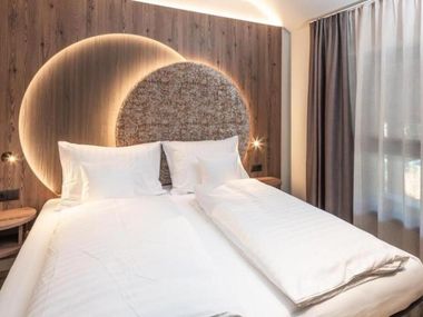 Corones Suites