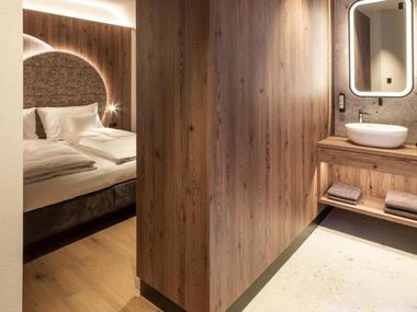 Corones Suites