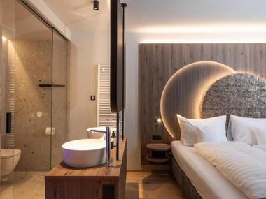 Corones Suites
