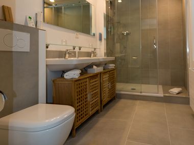 Thermalhotels & Walliser Alpentherme