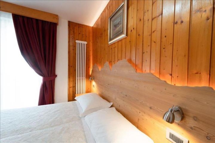 🏨 Votre hébergement - Jours 1 à 7