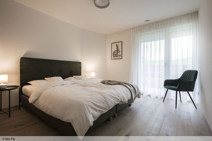 Apartm&aacute;n - 4 os. (cca 70 m&sup2;, Living, vedlej&scaron;&iacute; budova), BS