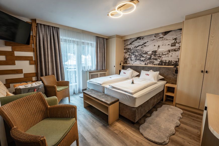 Dvoulůžkov&yacute; pokoj, sprcha/WC (18 - 22 m&sup2;), P