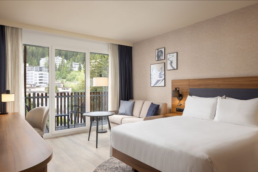 Dvoulůžkov&yacute; pokoj/2x přist., sprcha/WC (cca 24 m&sup2;, max. 2 dos. + 2 děti), P