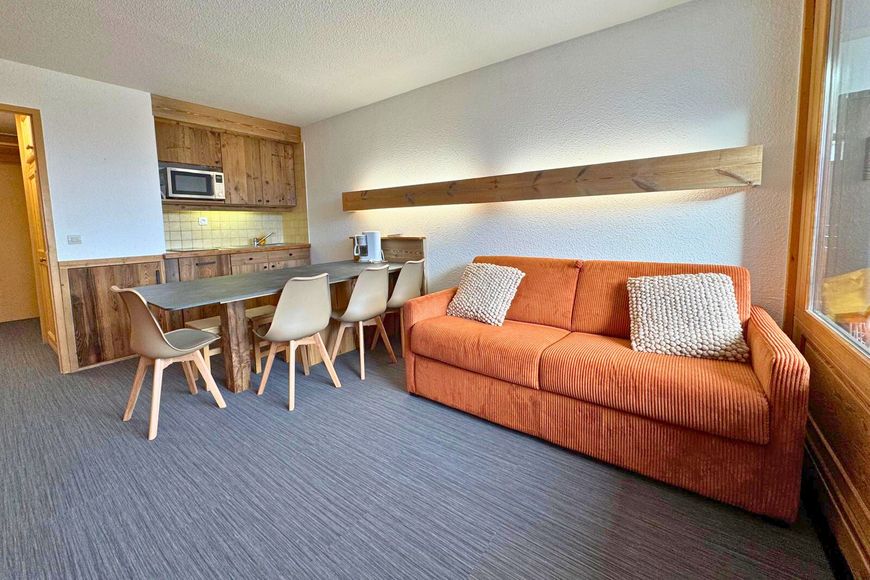 Apartm&aacute;n - 4 os. (cca 30 m&sup2;, CHAV628), BS