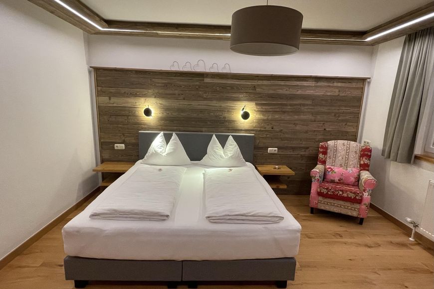Apartm&aacute;n - 4 os. (cca 65 m&sup2;), BS