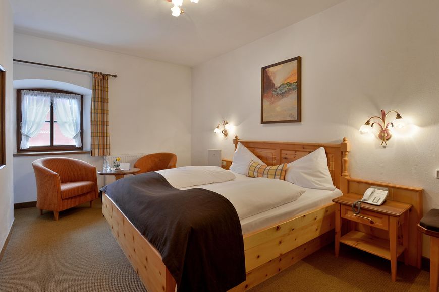 Dvoulůžkov&yacute; pokoj (cca 15 m&sup2;, Gartenblick), P PLUS