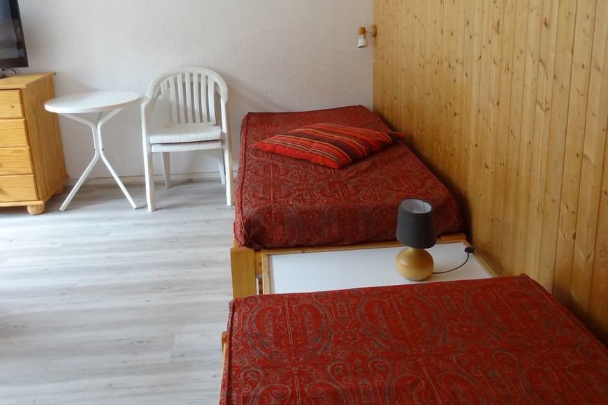 Apartm&aacute;n - 6 os. (cca 40 m&sup2;, VALDAU), BS