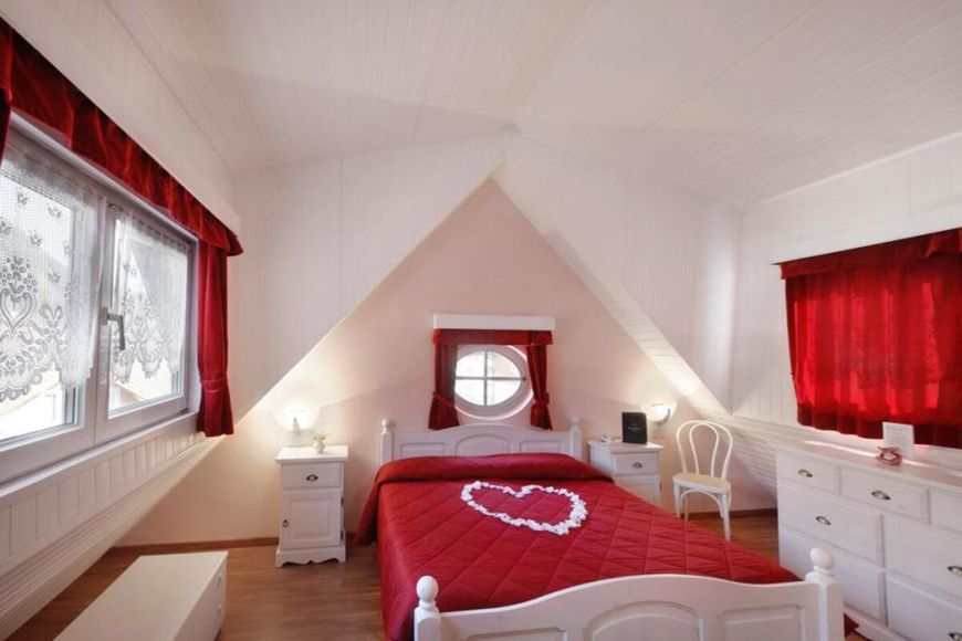 Dvoulůžkov&yacute; pokoj, sprcha/WC (cca 20 m&sup2;, standard), P PLUS