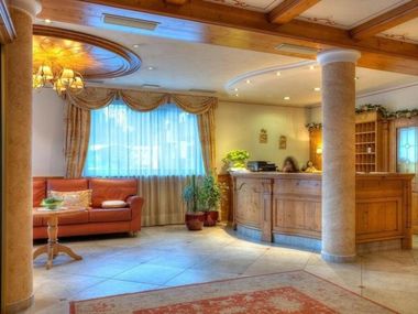 Beverly Alps Hotel & SPA