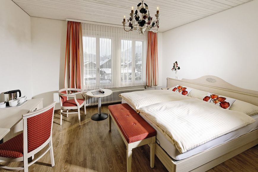 Čtyřlůžkov&yacute; pokoj, sprcha/WC (cca 36 m&sup2;), P