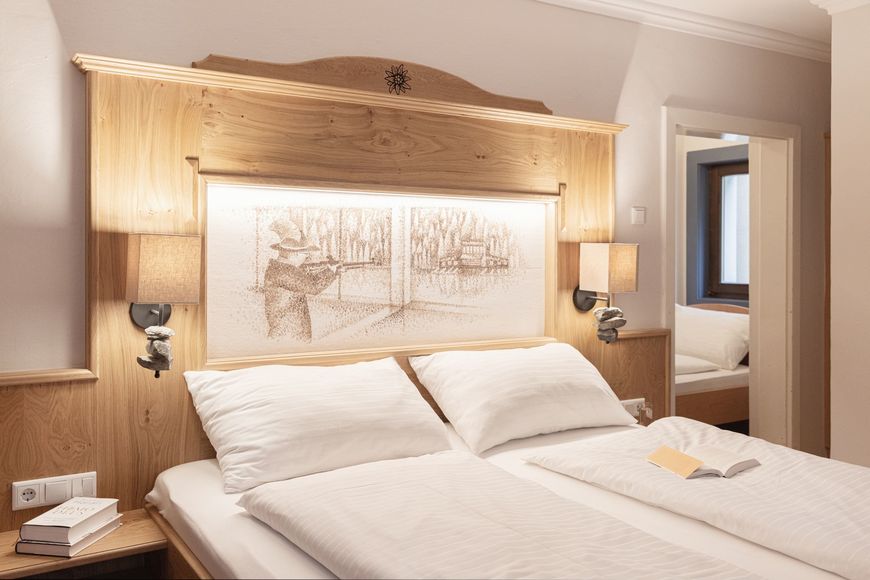 Dvoulůžkov&yacute; pokoj, sprcha/WC (13 - 24 m&sup2;, Holunder), P