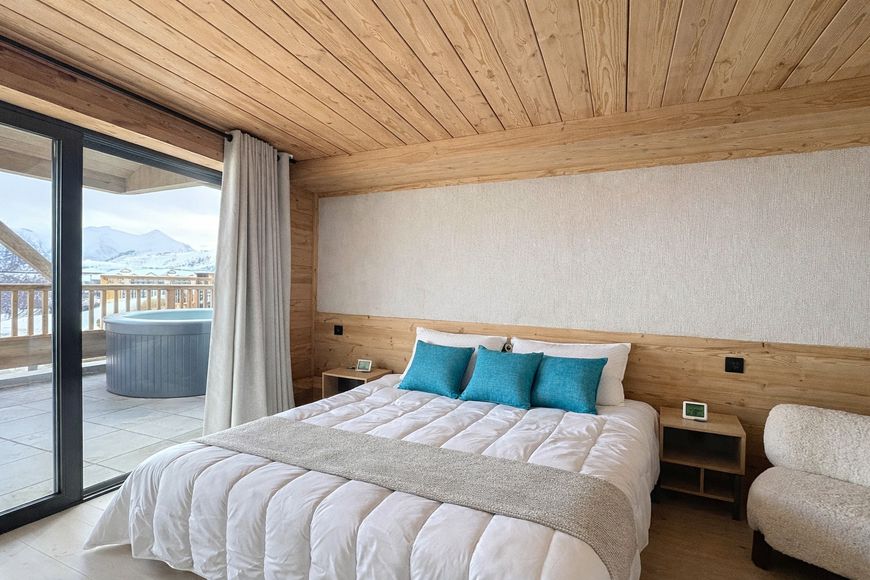 Chalet - 14 os. (cca 235 m&sup2;, Clubhouse), BS