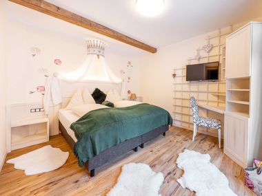 Smiley&acute;s Fluss-Chalets