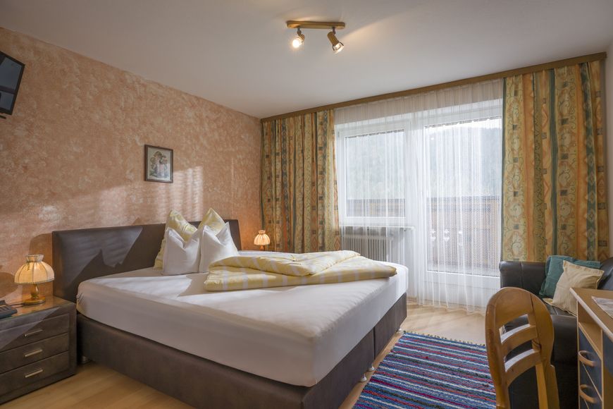 Dvoulůžkov&yacute; pokoj pro jednu osobu, sprcha/WC (cca 20 m&sup2;, Wilder Kaiser), S
