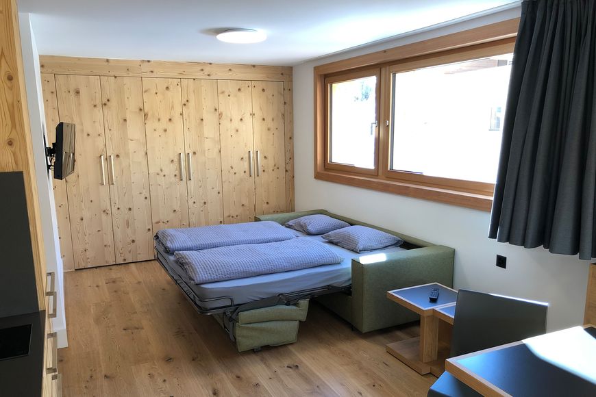Apartm&aacute;n - 4 os. (cca 60 m&sup2;), BS