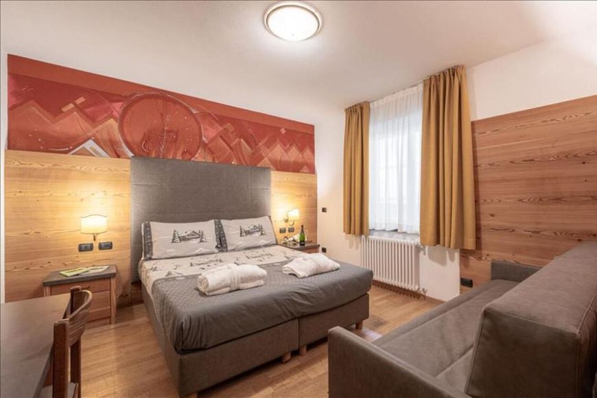 Dvoulůžkov&yacute; pokoj/2x přist., sprcha/WC, P