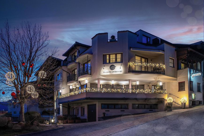 Dvoulůžkov&yacute; pokoj/přist., sprcha/WC (cca 25 m&sup2;, Peitlerkofel/Kassian, max. 2 dos. + 1 d&iacute;tě), P PLUS